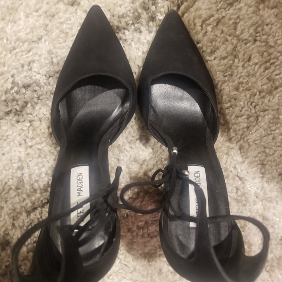 Pumps - Picture 4 of 6